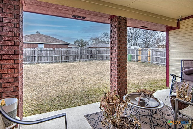 view of yard with a patio