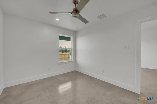 unfurnished room with ceiling fan