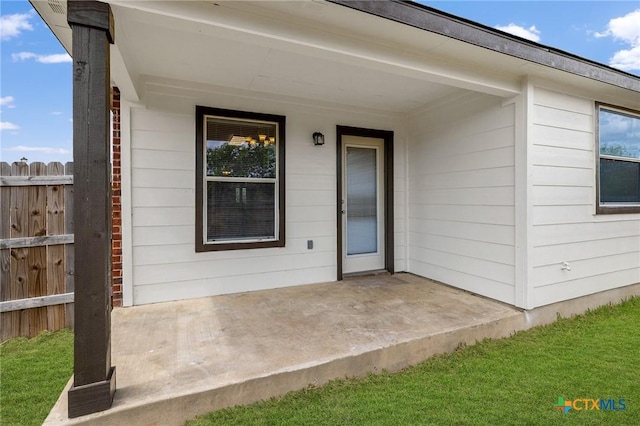 711 Leo Ln, Killeen, TX 76542 - property entrance featuring a patio area