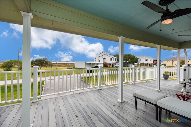 deck with ceiling fan