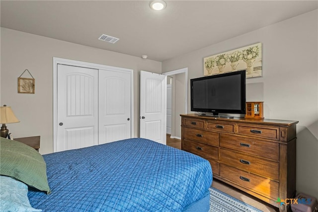 1703 Fossil Trl, Belton, TX 76513 - bedroom with a closet and visible vents