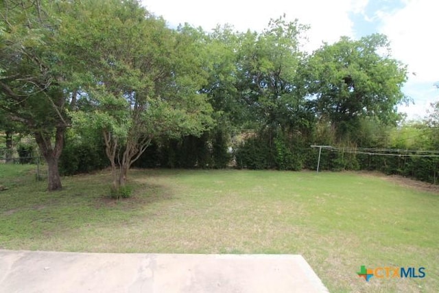 1007 E Robertson Ave, Copperas Cove, TX 76522 - view of grassy yard