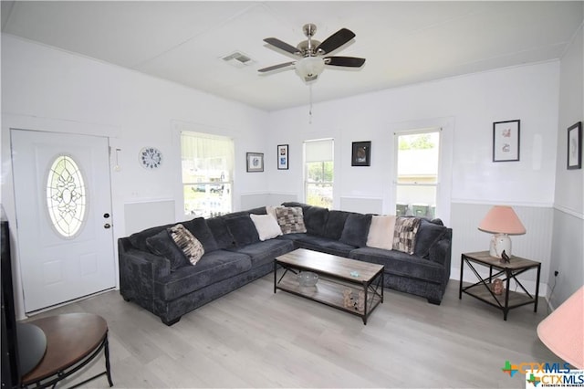 920 S 33rd St, Temple, TX 76504 - living room featuring ceiling fan and light wood-type flooring