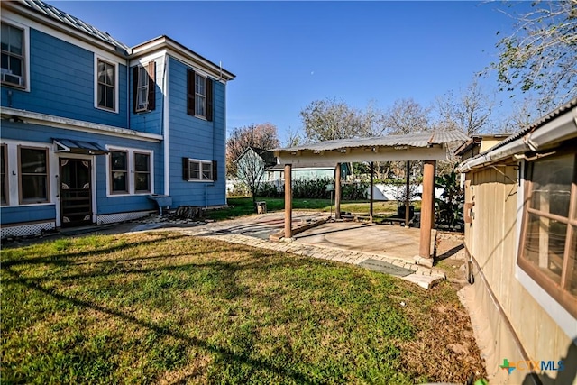 view of yard with a patio area