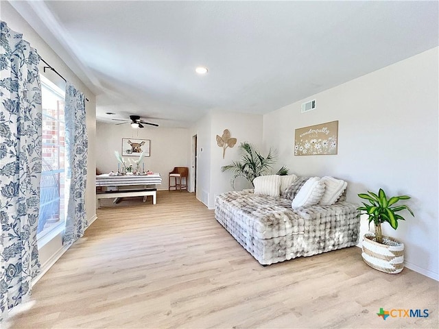 interior space with visible vents, baseboards, ceiling fan, light wood-type flooring, and recessed lighting