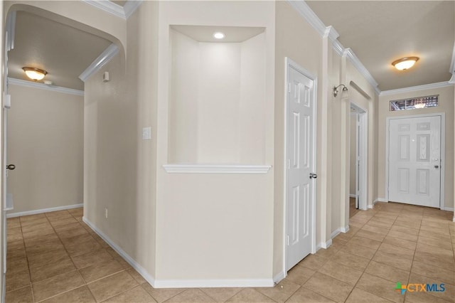 901 Mustang Trl, Harker Heights, TX 76548 - hall featuring crown molding and light tile patterned floors