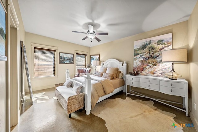 bedroom with ceiling fan