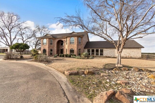 6503 Wells Fargo Rd, Killeen, TX 76542 - view of front of house featuring brick siding
