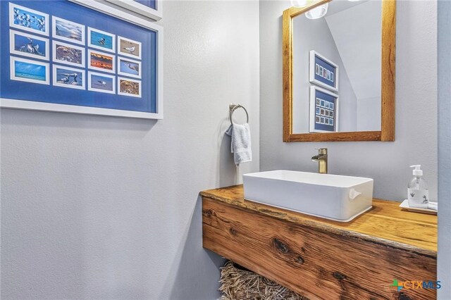 37 Flamingo Rd, Rockport, TX 78382 - bathroom featuring vanity