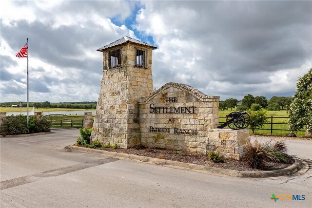 5485 County Road 249th Way, Luling, TX 78629