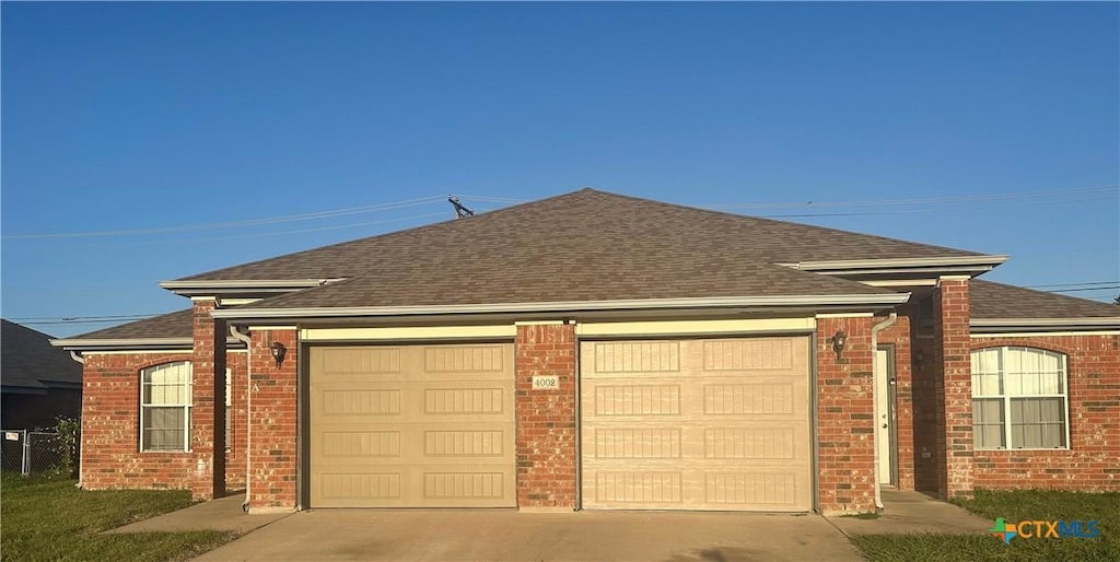 4002 Hitchrock Dr, Killeen, TX 76549 - photo 1