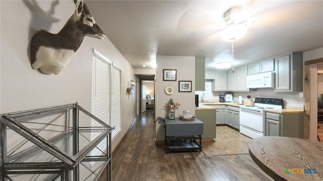 406 7th St, Bandera, TX 78003 - photo 16