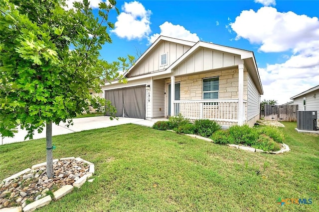 1919 Goldfinch, New Braunfels, TX 78130 - photo 1