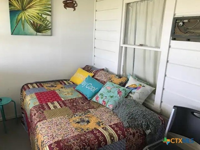 296 S Ocean Dr, Port Lavaca, TX 77979 - view of bedroom