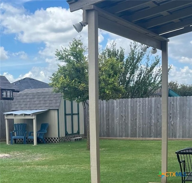 1205 Abbey Rdg, Temple, TX 76504 - view of yard with a shed