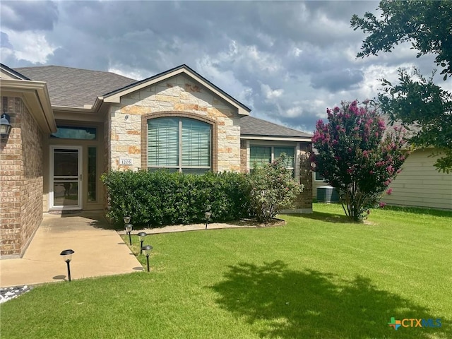1205 Abbey Rdg, Temple, TX 76504 - view of green lawn