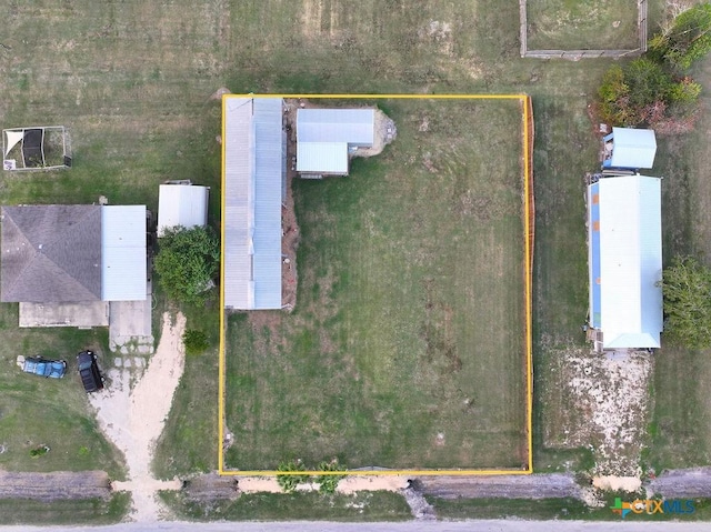 1012 W Broadway Ave, Seadrift, TX 77983