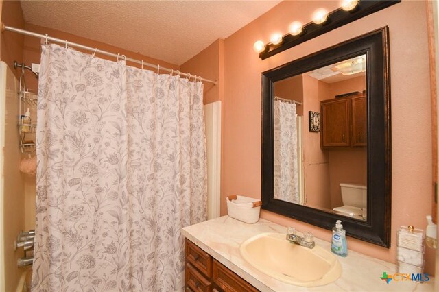 209 Pleasants St, Cuero, TX 77954 - photo 10