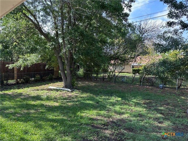 908 Randa St, Copperas Cove, TX 76522 - view of yard featuring a fenced backyard