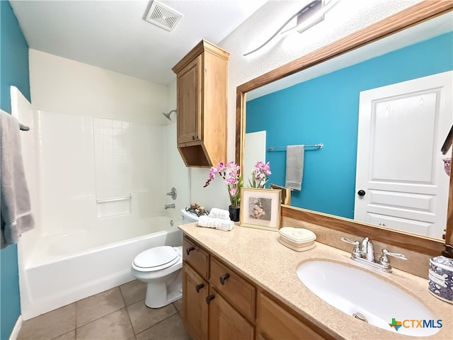 3434 Horizon St, Copperas Cove, TX 76522 - laundry room featuring light tile patterned floors, laundry area, and washing machine and clothes dryer