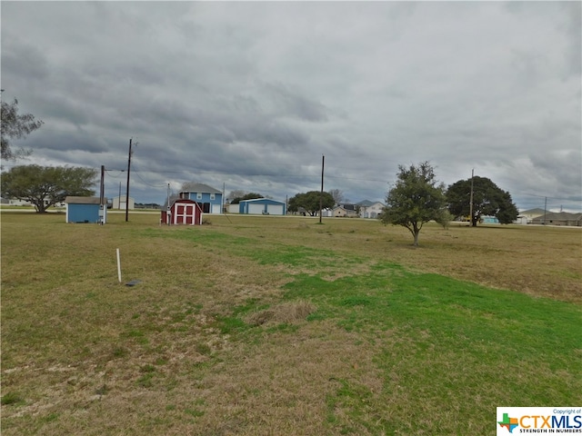 Listing photo 3 for 500 Calumet Dr, Palacios TX 77465