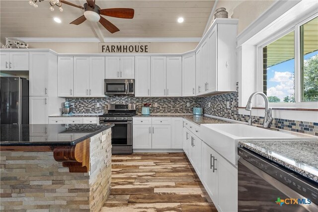139 County Road 376, Lott, TX 76656 - photo 15