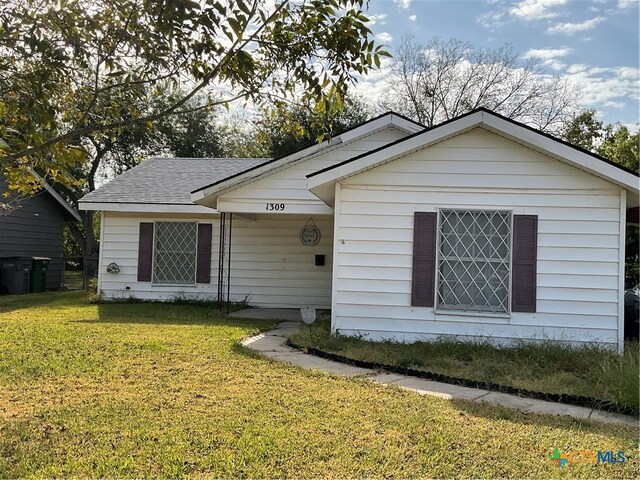 1309 La Valliere St, Victoria, TX 77901
