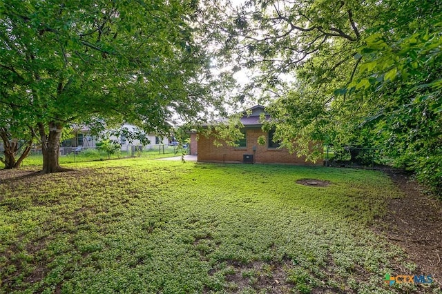 1504 Phyllis Dr, Copperas Cove, TX 76522 - view of yard