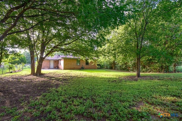 1504 Phyllis Dr, Copperas Cove, TX 76522 - view of yard