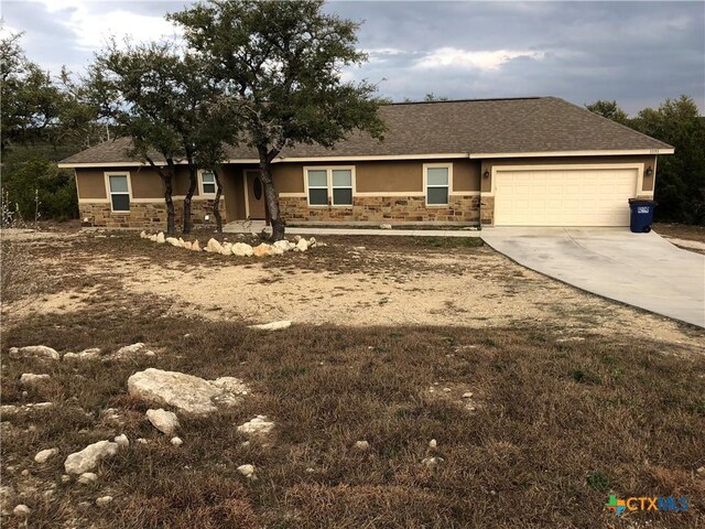 1131 Rocky Ridge Loop, Canyon Lake, TX 78133 - photo 1