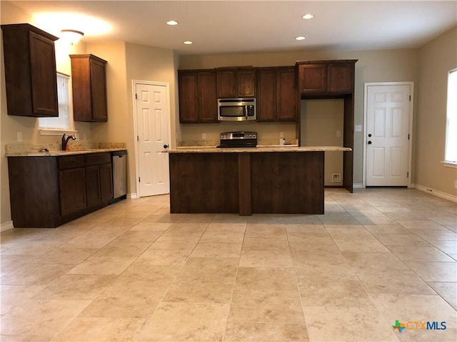 1131 Rocky Ridge Loop, Canyon Lake, TX 78133 - photo 5