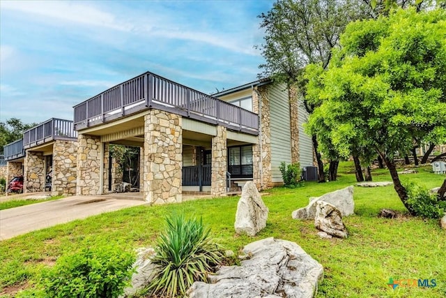 501 Highlands Blvd Unit 13, Horseshoe Bay, TX 78657 - photo 1