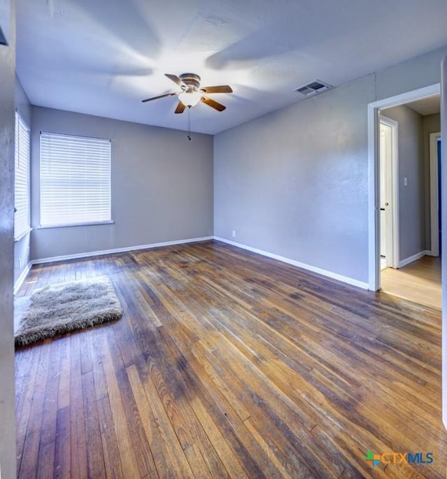3207 Linda Dr, Victoria, TX 77901 - unfurnished room featuring hardwood / wood-style floors and a ceiling fan