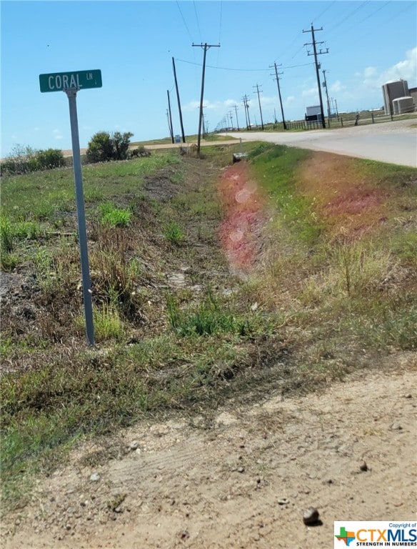 Listing photo 3 for LOT171 Coral Ln, Palacios TX 77465