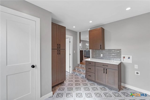 594 E S St, New Braunfels, TX 78130 - kitchen featuring tasteful backsplash, light countertops, recessed lighting, and dishwasher
