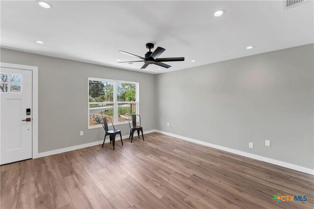 594 E S St, New Braunfels, TX 78130 - entrance foyer with recessed lighting, wood finished floors, and ceiling fan