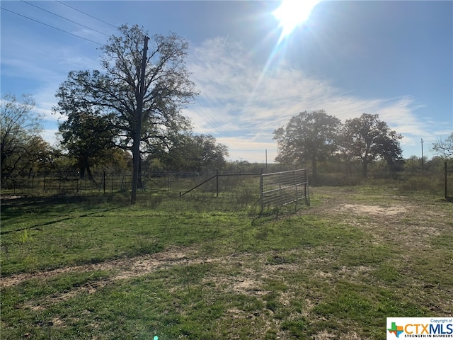 Listing photo 2 for 926 Watts Rd, Kingsbury TX 78638