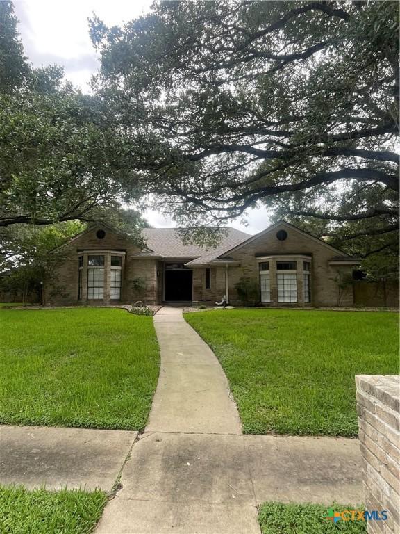 403 Turtle Rock Dr, Victoria, TX 77904 - photo 1