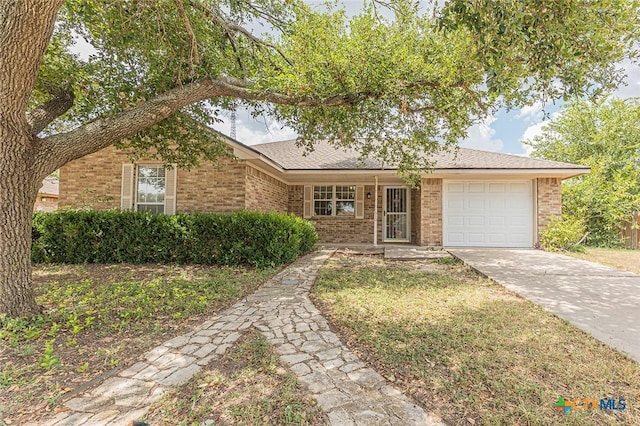 610 Rogers St, Temple, TX 76504 - photo 1