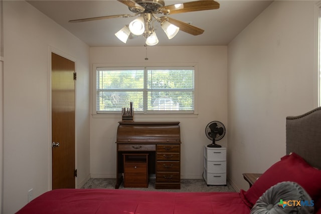 bedroom featuring ceiling fan