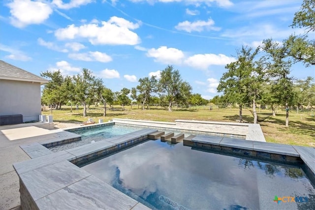292 Scenic Cyn, New Braunfels, TX 78132 - outdoor pool with a lawn and an in-ground hot tub