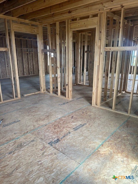 408 W Royal Oak Ln, Rockport, TX 78382