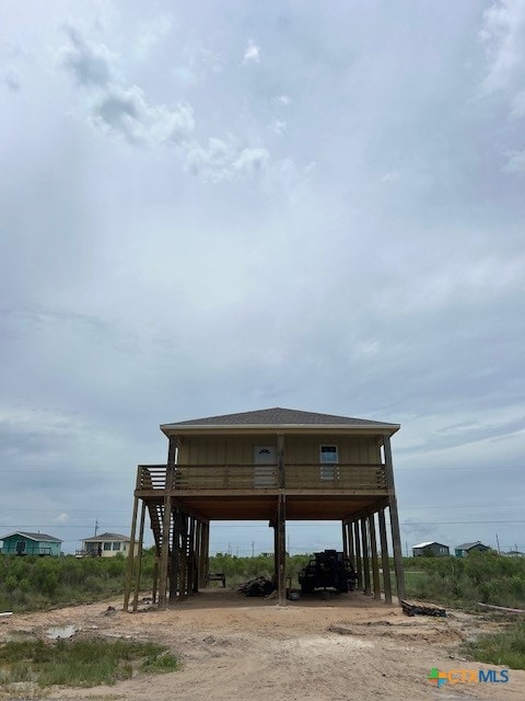 408 W Royal Oak Ln, Rockport, TX 78382