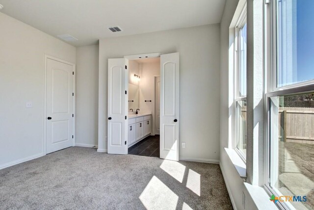 1236 Tuscan Vw, New Braunfels, TX 78130 - bathroom with toilet, bathtub / shower combination, vanity, and a textured wall