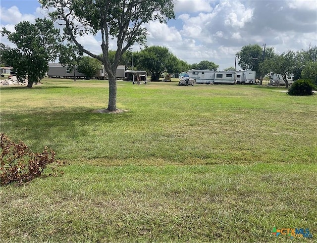 109 Susy St, Port Lavaca, TX 77979 - photo 4