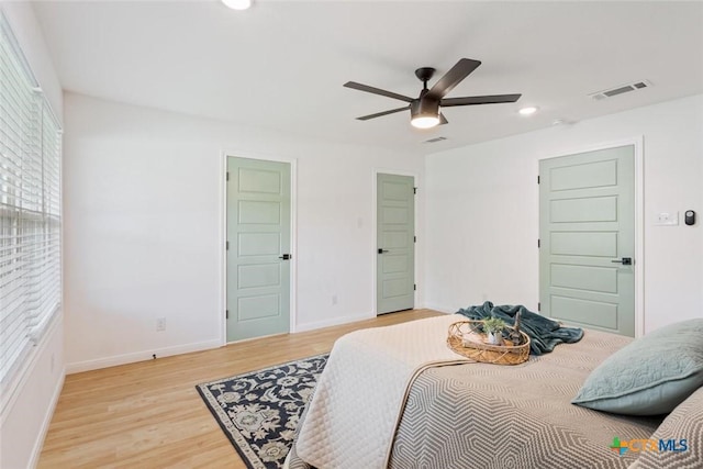 2302 Brooklawn Dr, Temple, TX 76502 - bedroom with wood finished floors, recessed lighting, and a ceiling fan