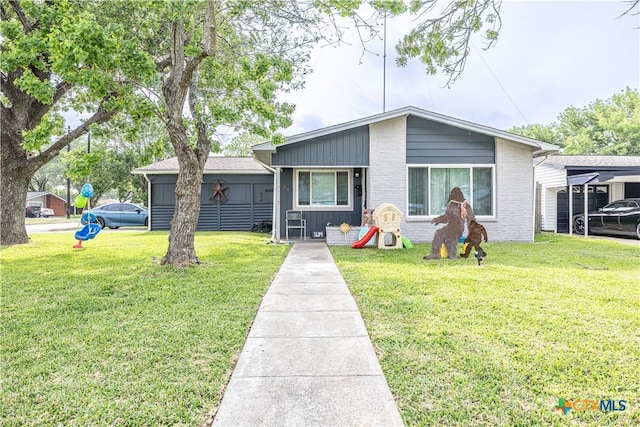 218 Houston St, Port Lavaca, TX 77979 - photo 1