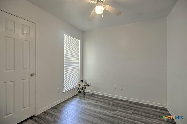 204 James Loop, Killeen, TX 76542 - empty room with dark wood-style flooring, baseboards, and a ceiling fan