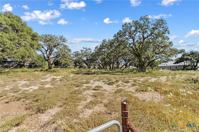 Listing photo 3 for 1420 Greenlawn Pkwy, Blanco TX 78606