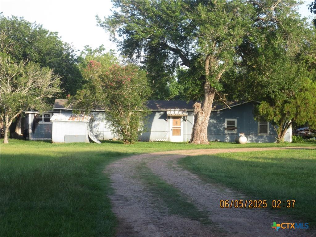 149 Bambi Dr, Victoria, TX 77904 - photo 2